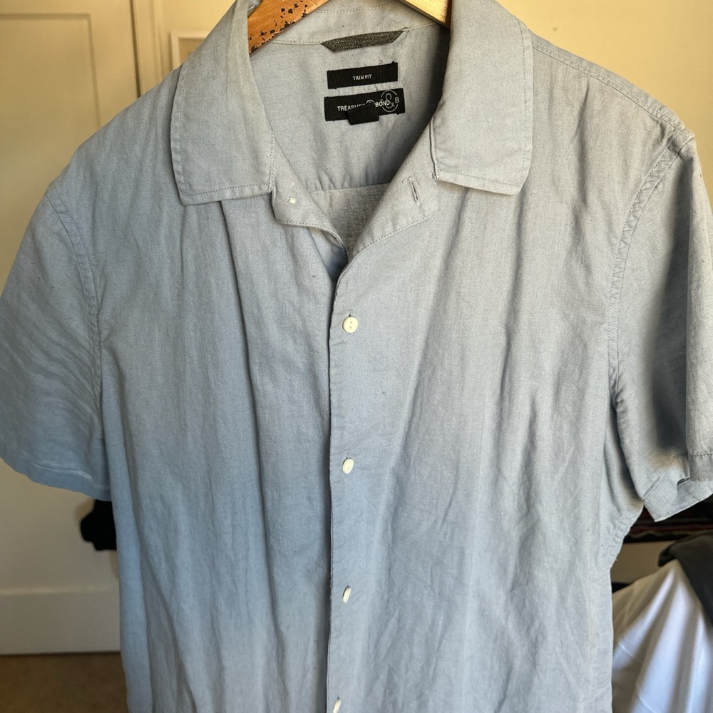 Light blue vintage men’s workwear shirt